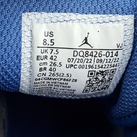 Nike Air Jordan 1 Mid Shoes Mens Size 8.5 Gray Basketball Sneakers DQ8426-014 main image 8